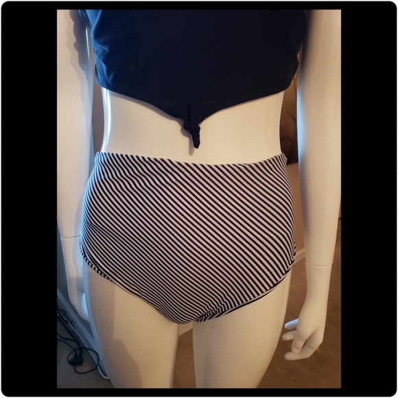 πEnd of the Season Swimsuit SALE ππ©± - Picture 3 of 5